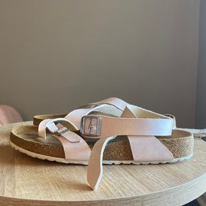 Birkenstock Yara Light Pink